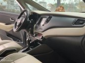 Cần bán Kia Rondo 2.0 GAT sản xuất năm 2018, màu trắng chính chủ