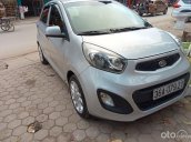 Xe Kia Picanto 1.0MT sản xuất năm 2013, màu bạc, nhập khẩu chính chủ giá cạnh tranh