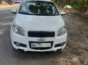 Cần bán lại xe Chevrolet Aveo LT 1.5 MT năm 2015, màu trắng còn mới