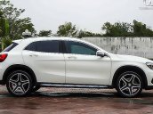 Cần bán Mercedes GLA 250 4Matic sản xuất năm 2015, màu trắng, xe nhập