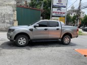 Cần bán gấp Ford Ranger XLS 2.2 4x2 AT máy dầu năm sản xuất 2018, nhập khẩu nguyên chiếc, màu bạc, lốp zin còn theo xe