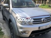 Cần bán lại xe Toyota Fortuner MT sản xuất 2009, màu bạc