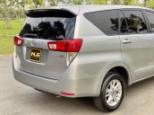 Bán gấp Toyota Innova 2.0E số sàn 2018 - Biển số Sài Gòn - Xe rất đẹp, vi vu đi Tết