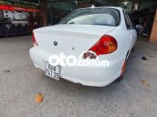 Xe Kia Spectra MT sản xuất 2004, màu trắng