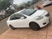 Bán xe Toyota Vios 1.5E MT sản xuất năm 2014, màu trắng