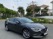 Cần bán Mazda 6 2.5 Signature Premium sản xuất năm 2020, màu Machine Grey Metallic, xe siêu lướt