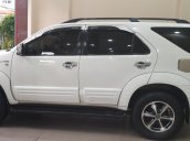 Bán Toyota Fortuner Sportivo TRD 2.7 số tự động đời 2012 màu trắng tuyệt đẹp