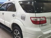 Bán Toyota Fortuner Sportivo TRD 2.7 số tự động đời 2012 màu trắng tuyệt đẹp