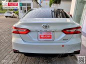 Bán Toyota Camry 2.0G 2019, lướt 39.000km, full phụ kiện