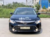 Bán xe Toyota Camry 2.0 E sản xuất năm 2017