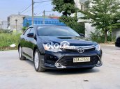 Bán xe Toyota Camry 2.0 E sản xuất năm 2017