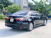 Bán xe Toyota Camry 2.0 E sản xuất năm 2017