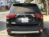 Cần bán lại xe Mitsubishi Outlander 2.0CVT năm sản xuất 2018, màu đen còn mới, giá 675tr