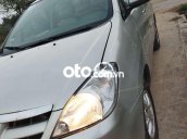 Cần bán Toyota Innova 2.0G sản xuất năm 2008, màu bạc, giá 195tr