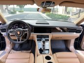 Cần bán gấp Porsche Panamera sản xuất năm 2017, màu xanh cavansite, xe nguyên bản 100%, giá cực tốt