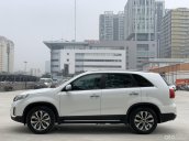 Bán gấp xe ô tô Kia Sorento 2.4AT năm 2018, màu trắng cam kết xe không đâm đụng, không ngập nước, toàn xe zin nguyên bản