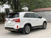 Bán gấp xe ô tô Kia Sorento 2.4AT năm 2018, màu trắng cam kết xe không đâm đụng, không ngập nước, toàn xe zin nguyên bản