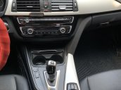 Bán BMW 320i model 2017 nhập Đức, số tự động, màu đỏ