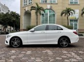 Cần bán xe Mercedes-Benz C300 AMG sản xuất 2016