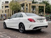 Cần bán xe Mercedes-Benz C300 AMG sản xuất 2016