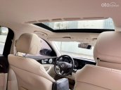 Cần bán Mercedes E250 năm sản xuất 2017