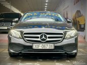 Cần bán Mercedes E250 năm sản xuất 2017