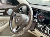 Cần bán Mercedes E250 năm sản xuất 2017