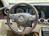 Cần bán Mercedes E250 năm sản xuất 2017