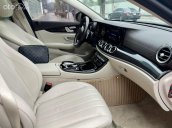 Cần bán Mercedes E250 năm sản xuất 2017