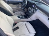 Bán Mercedes-Benz C200 Exclusive cũ 2018, đen nội thất kem siêu đẹp