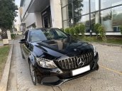 Bán Mercedes-Benz C200 Exclusive cũ 2018, đen nội thất kem siêu đẹp