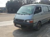 Cần bán gấp Toyota Hiace sản xuất năm 2002 tải van 6 chỗ, màu xanh, đăng kiểm còn