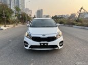 Cần bán Kia Rondo AT 7 chỗ sản xuất và đăng ký lần đầu 2017 mới 95% giá 495tr