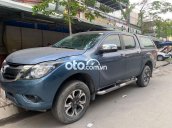 Cần bán xe Mazda BT-50 2.2AT sản xuất 2016, màu xanh lam còn mới