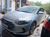 Bán ô tô Hyundai Elantra 2.0 AT năm 2016, màu bạc