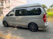 Bán ô tô Hyundai Starex Limousine năm 2018, màu bạc