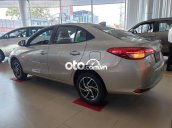 Bán xe Toyota Vios 1.5G CVT năm 2022, màu bạc