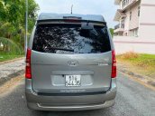 Bán ô tô Hyundai Starex Limousine năm 2018, màu bạc