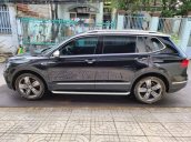 Xe Volkswagen Tiguan Luxury S sản xuất 2020, màu đen, nhập khẩu nguyên chiếc, xe như mới vì ít đi