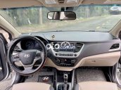 Bán Hyundai Accent 1.4 AT năm 2018, màu bạc còn mới