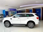 Bán Ford Everest Titanium 2.0L AT 4WD sản xuất 2022, màu trắng, xe nhập