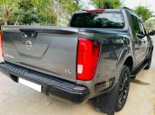 Bán xe Nissan Navara VL 2.5 4WD sản xuất năm 2019, màu xám, xe nhập