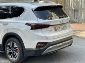 Bán xe Hyundai Santa Fe 2.2L máy dầu năm 2020, màu trắng, xe siêu lướt, giá siêu tốt