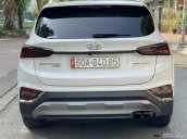 Bán xe Hyundai Santa Fe 2.2L máy dầu năm 2020, màu trắng, xe siêu lướt, giá siêu tốt