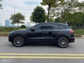 Bán xe Porsche Cayenne màu đen, năm 2017, một chủ cá nhân sử dụng từ mới, xe sơn zin tới 90% chất xe gần như mới