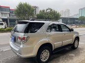 Xe Toyota Fortuner 2.7V 4x2 AT, sx 2014, mầu bạc năm sản xuất 2014, giá tốt