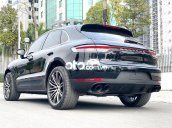 Cần bán gấp Porsche Macan 2.0AT năm sản xuất 2020, màu đen còn mới