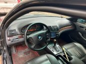 Bán ô tô BMW 325i năm 2004, màu đen, xe gia đình sử dụng đi rất giữ gìn, giá cạnh tranh