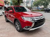 Cần bán xe Mitsubishi Outlander 2.0 CVT Premium sản xuất năm 2019, màu đỏ