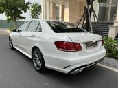 Bán xe Mercedes-Benz E250 AMG màu trắng, năm sản xuất 2015, chủ có tuổi rồi nên đi rất ít, xe mới như xe thùng